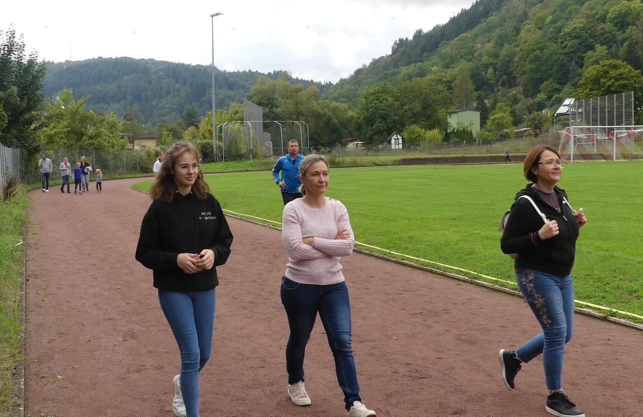 Bild vom 13. Benefizlauf im Jahr 2022. Dies ist das 182. Bild.